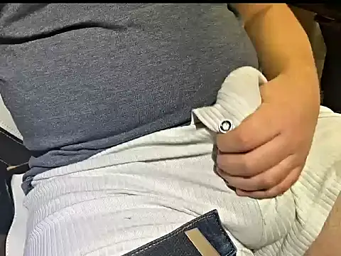 Snapshot of RandomGT chatting on October 26, 9:22 am RandomGT online show from October 26, 9:22 am