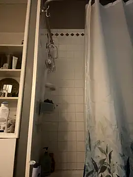 Snapshot of JdLove1 chatting on December 4, 8:45 am JdLove1 online show from December 4, 8:45 am