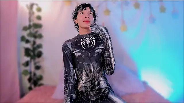 Im Alejo online show from October 31, 2:46 am