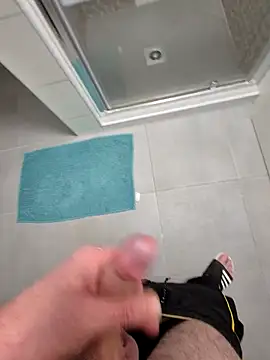 kisbiro77777 online show from March 11, 9:11 pm