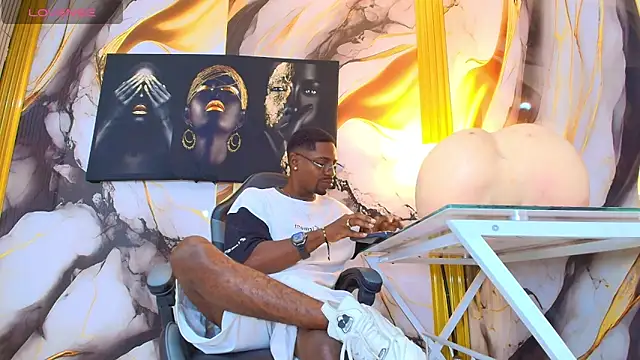 Thomas shelbys online show from April 11, 3:46 am