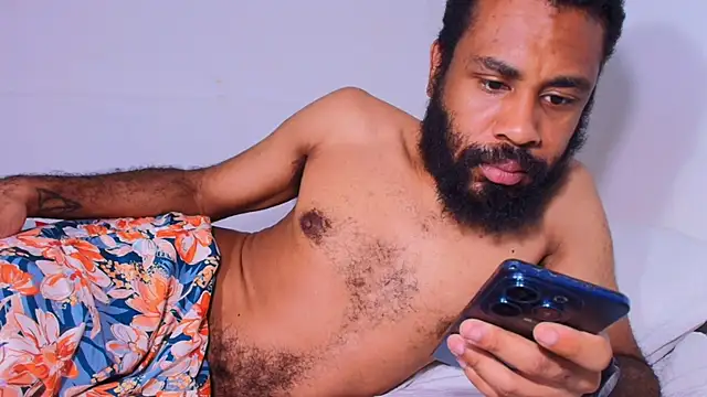 KaelMoreau online show from March 2, 9:16 am