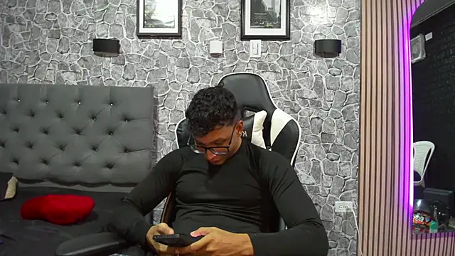 chriss jones1 online show from September 25, 2:43 am