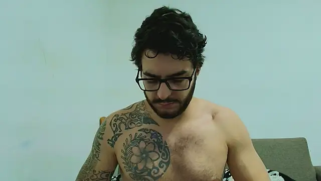 thomas gun online show from April 9, 2:31 am