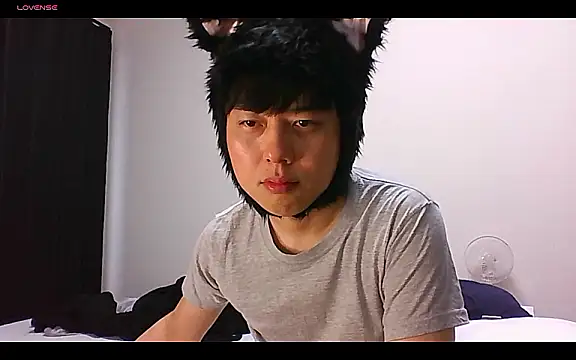 whitebriefboy online show from October 31, 3:30 am