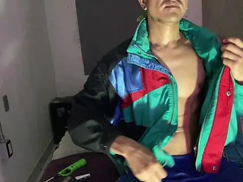 thesummerboy online show from September 11, 9:41 am