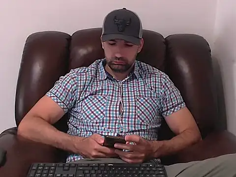 Leo 1617 online show from July 25, 11:18 am