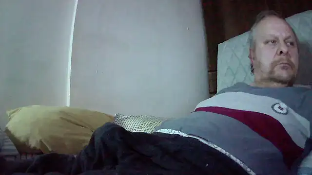 amylrmm1903 online show from March 10, 8:15 pm