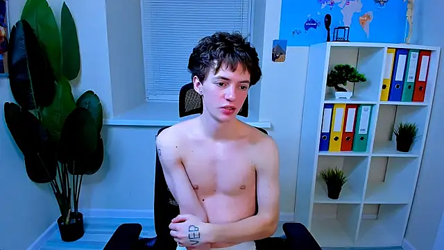 LukeSweet online show from January 19, 1:02 pm