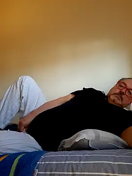 bluangelo online show from March 8, 1:37 pm