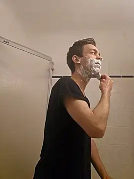 nickdtr online show from October 25, 6:20 pm