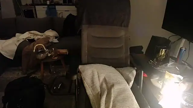 P4RtYBOII92 online show from February 5, 4:58 pm