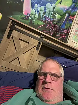 Mimmoromeo1973 online show from April 19, 3:28 am