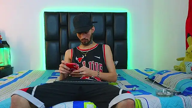 Brutal Sex Fucking online show from May 30, 10:43 pm