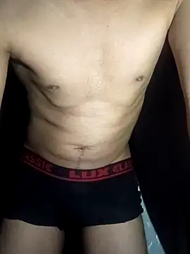 xyrus  online show from February 20, 6:24 pm