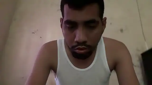 EnriquePersian197 online show from December 28, 8:25 pm