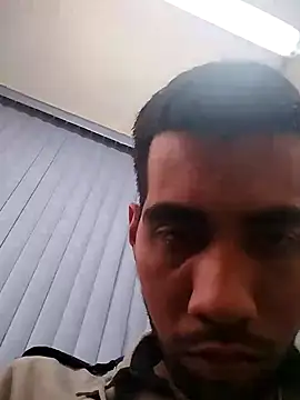 EnriquePersian197 online show from September 15, 6:42 pm