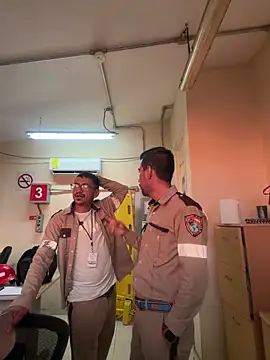 EnriquePersian197 online show from February 21, 12:11 am