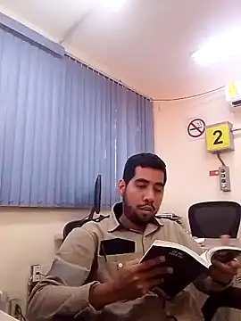 EnriquePersian197 online show from January 13, 3:58 pm