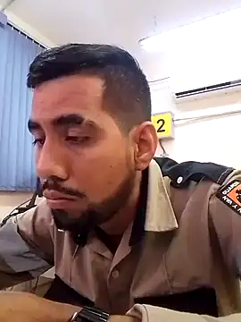 EnriquePersian197 online show from January 16, 2:08 pm