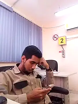 EnriquePersian197 online show from February 10, 6:24 pm