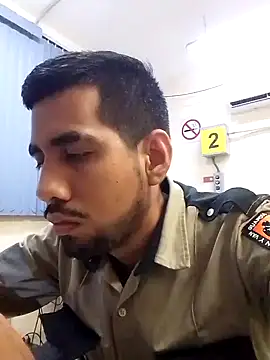 EnriquePersian197 online show from January 29, 2:19 am