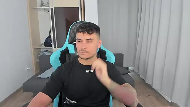 MatMalonne online show from November 8, 1:25 pm