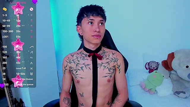 juniior 2311  online show from November 8, 2:42 pm