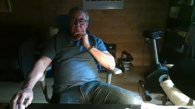 lelohop online show from October 13, 11:05 am