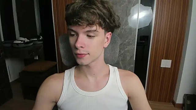 calvin love you online show from June 6, 5:08 pm