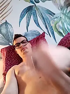 GLouglou19 online show from February 23, 8:49 am