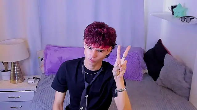 santy-kitty online show from April 25, 10:40 pm