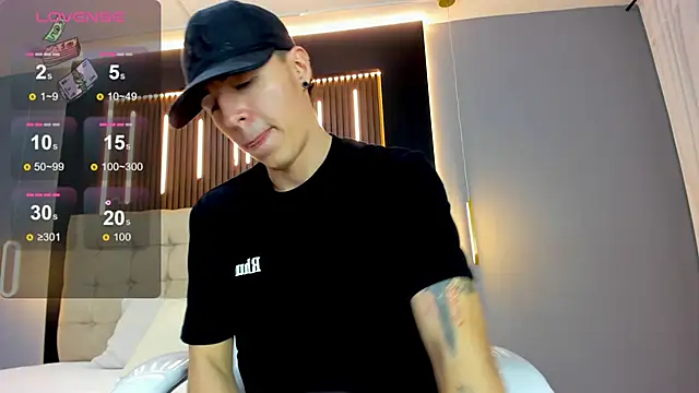 Lobo 17  online show from February 12, 3:56 am