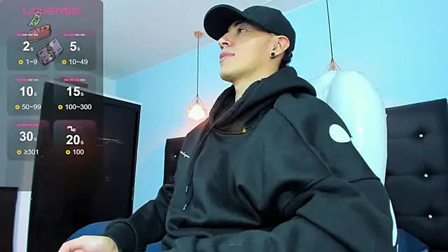 Lobo 17  online show from November 27, 3:43 am