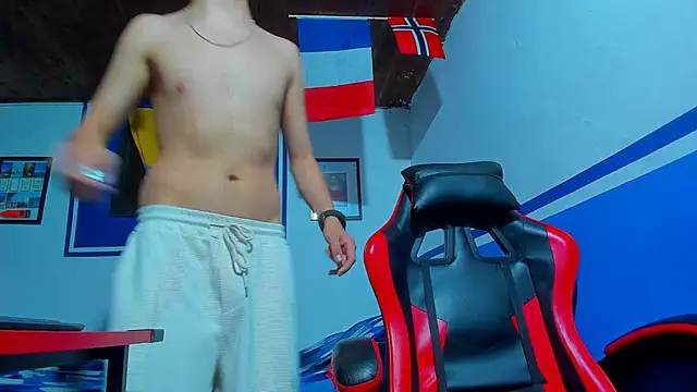 maxowens oficial online show from February 27, 7:24 pm