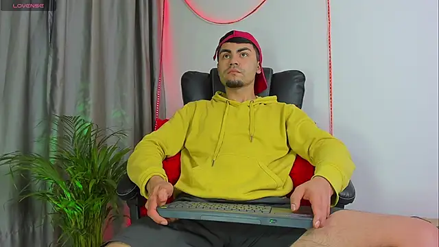 kalivan voinesscu online show from September 19, 8:37 am