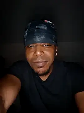 bigboytoy912 online show from March 7, 6:11 am