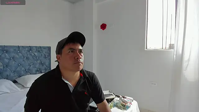 Snapshot of Jhonatan_Morales_S chatting on January 28, 7:00 pm Jhonatan Morales S online show from January 28, 7:00 pm