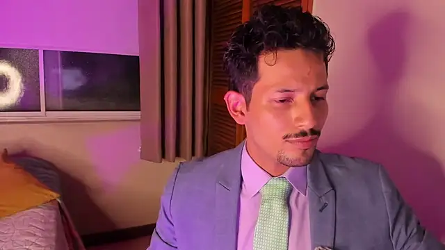 Nicholasrodrii online show from February 10, 12:04 am