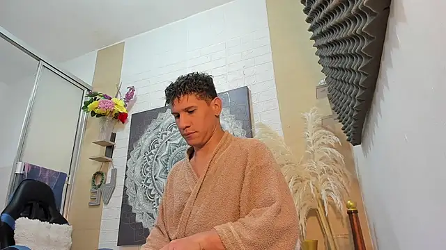 nakedfoam1 online show from February 1, 2:38 pm