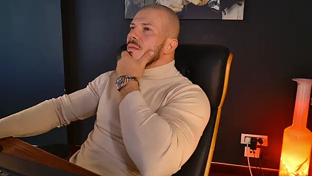 Snapshot of AngeloEric chatting on October 21, 10:40 am AngeloEric online show from October 21, 10:40 am
