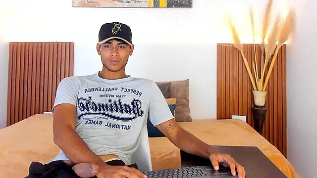 zander 2120 online show from March 26, 2:21 pm