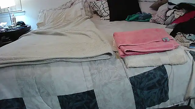 Hand69someguy online show from November 24, 2:12 am