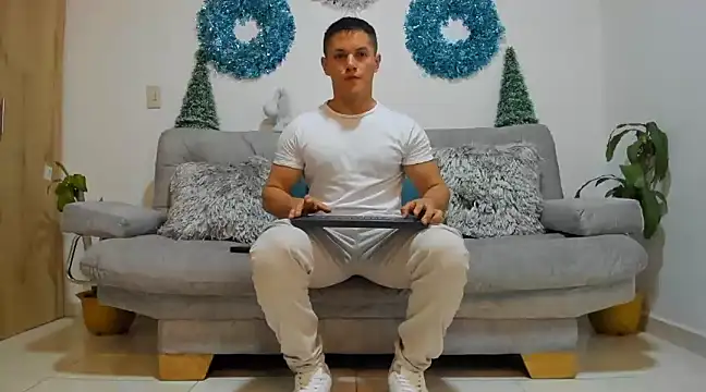 julian wallace online show from December 24, 10:17 pm