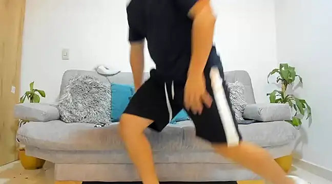 julian wallace online show from December 4, 3:37 am