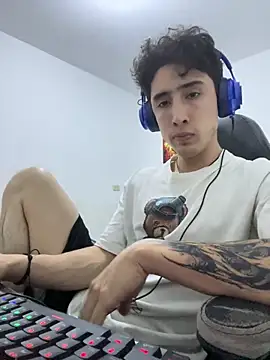 gojo satoru 18 online show from December 23, 4:10 am