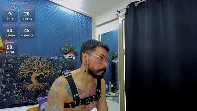 leondevereda online show from February 11, 6:55 pm