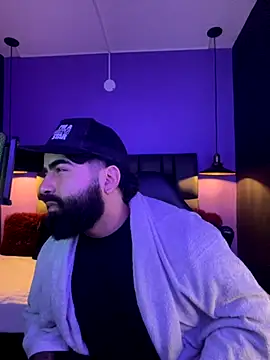 Lyon vach online show from November 2, 9:41 pm