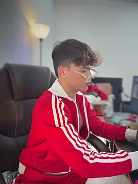 PRINCE STEV online show from March 13, 6:03 pm