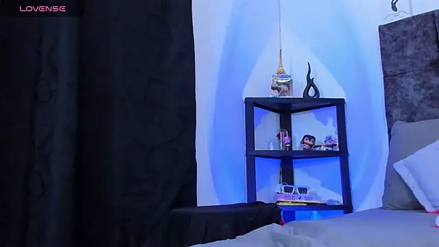 nolan twink1 online show from April 21, 5:19 pm